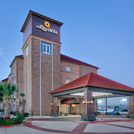 La Quinta Inn & Suites By Wyndham South Dallas - Hutchins Kültér fotó